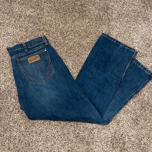 Wrangler men’s retro slim boot cut jeans